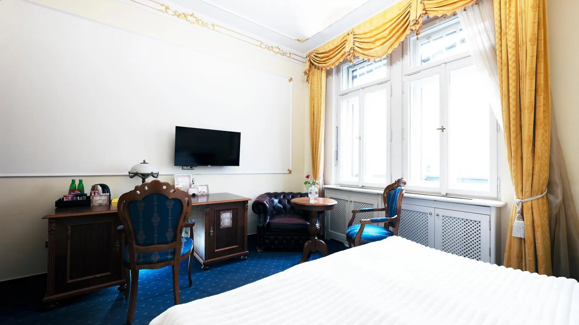 Hotel General Old Town Прага