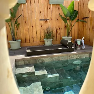 https://casa-maria-tereza.hotelssaintjulians.com