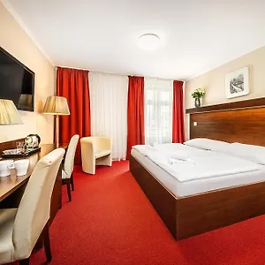 4* Hotell Martin