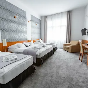 https://budapest-heritage-guest-house.inbudapesthotels.com