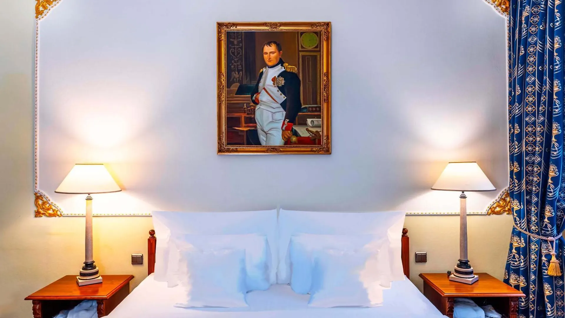Hotel General Old Town Prague 5*,